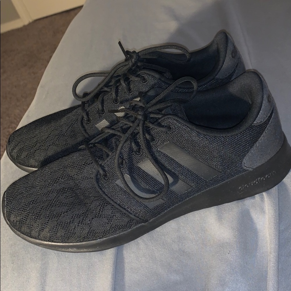 Size 8 Adidas shoes